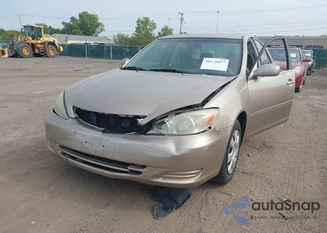 2003 Toyota Camry Le из США, поврежденный, VIN 4T1BE32K13U122921
